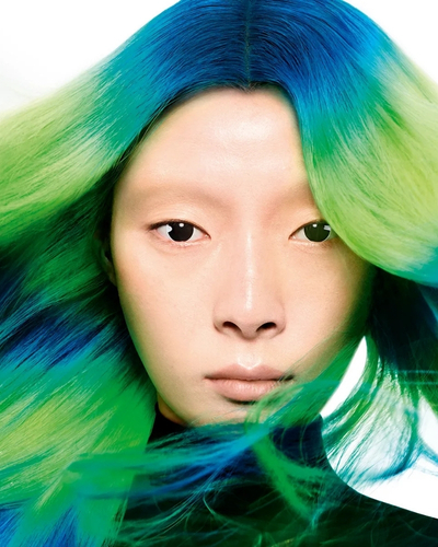 Футуристичне фарбування волосся