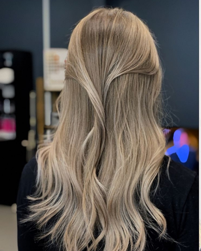 Вершковий блонд