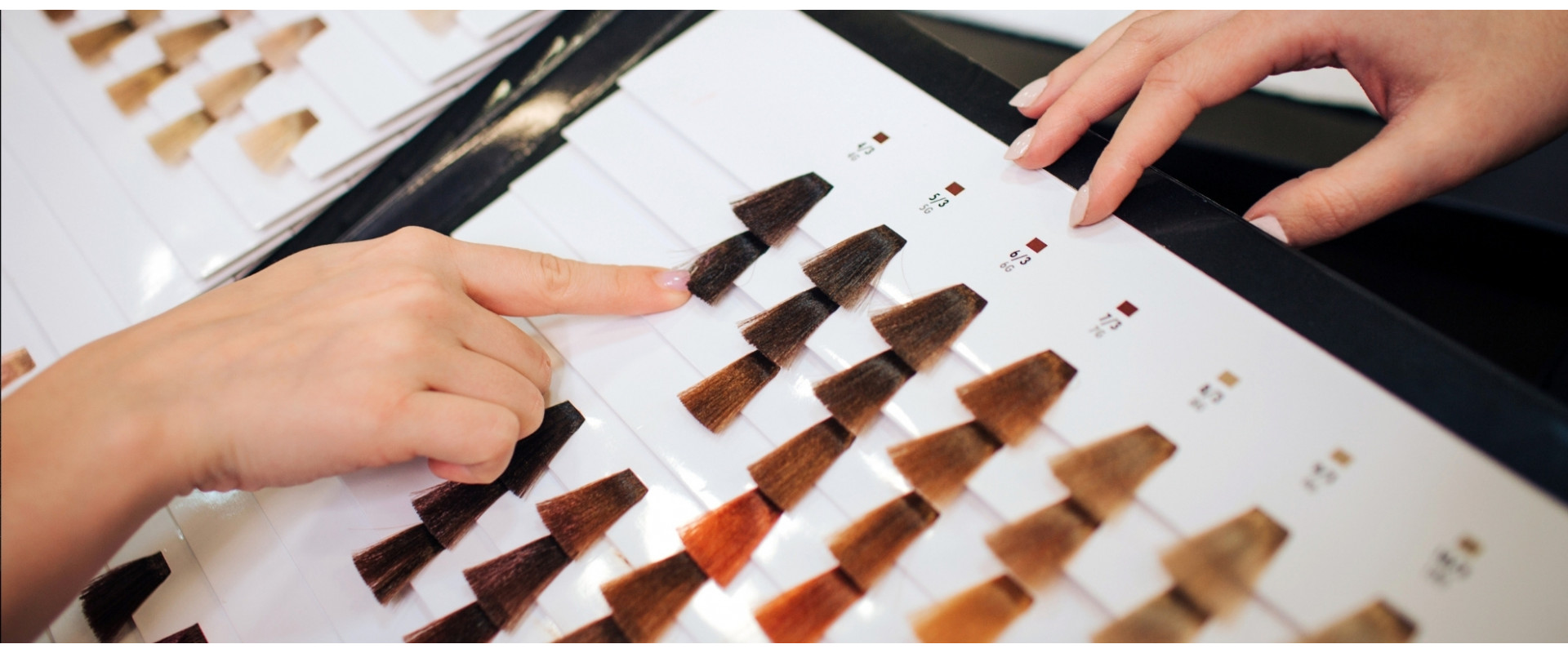 Фарбування волосся барвником Barex Olioseta Color