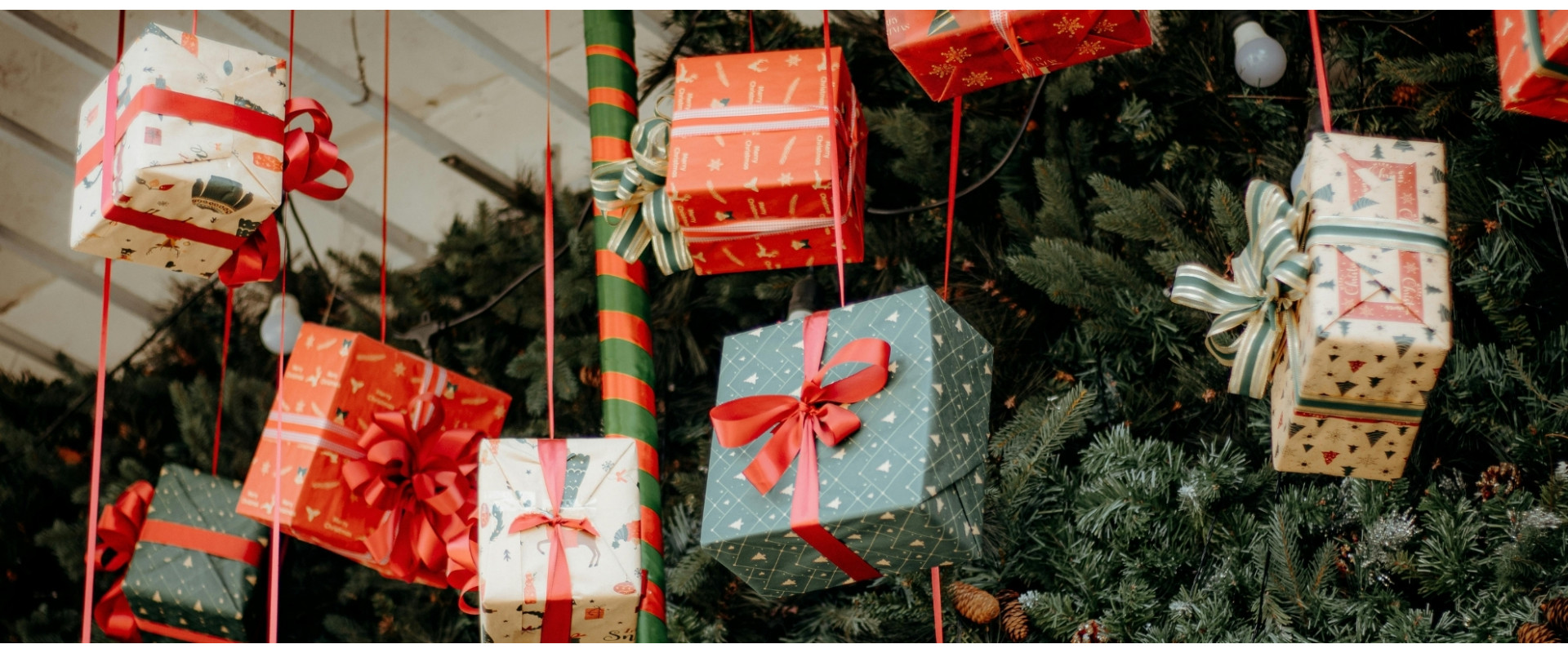 Идеальные подарки к Новому году: советы и идеи для всей семьи