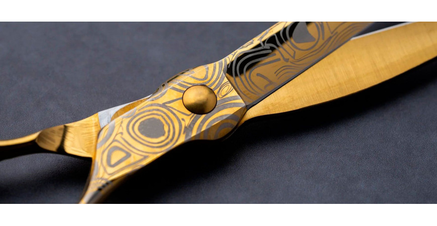 Вибір ножиць для стрижки в залежності від сталі: посібник для професіоналів